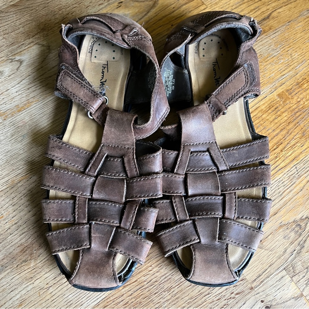 Vintage THOM MCAN Brown Leather Womens Size 7.5 W Fisherman Sandals Velc…